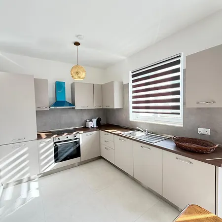Cosy 2 Bedroom Near Mdina - By Hostmt